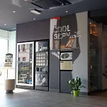 瑟堡拉格拉斯里宜必思快捷酒店 瑟堡