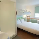 瑟堡拉格拉斯里宜必思快捷酒店 酒店