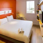 瑟堡拉格拉斯里宜必思快捷酒店 酒店