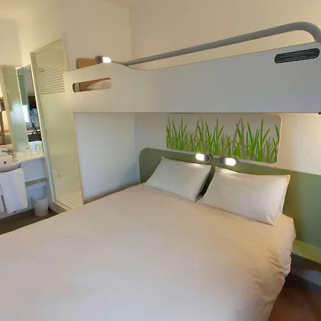 Ibis Budget - La Glacerie Hotel 2*