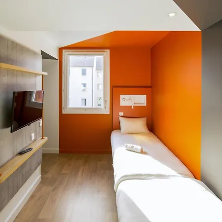 Ibis Budget - La Glacerie Hotel 2*