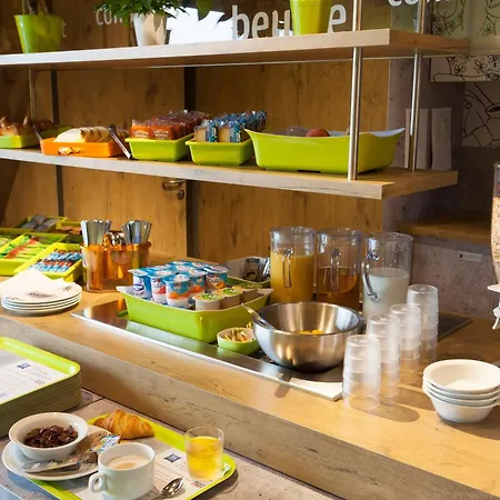 瑟堡拉格拉斯里宜必思快捷酒店 瑟堡