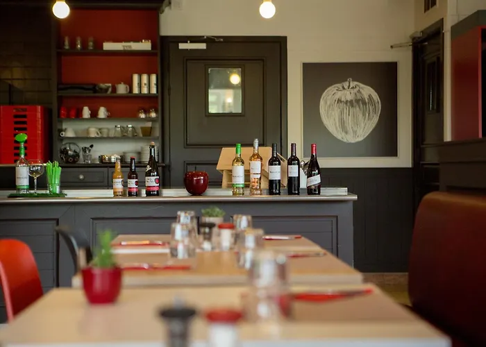 Ibis Budget - La Glacerie Hotel 2*